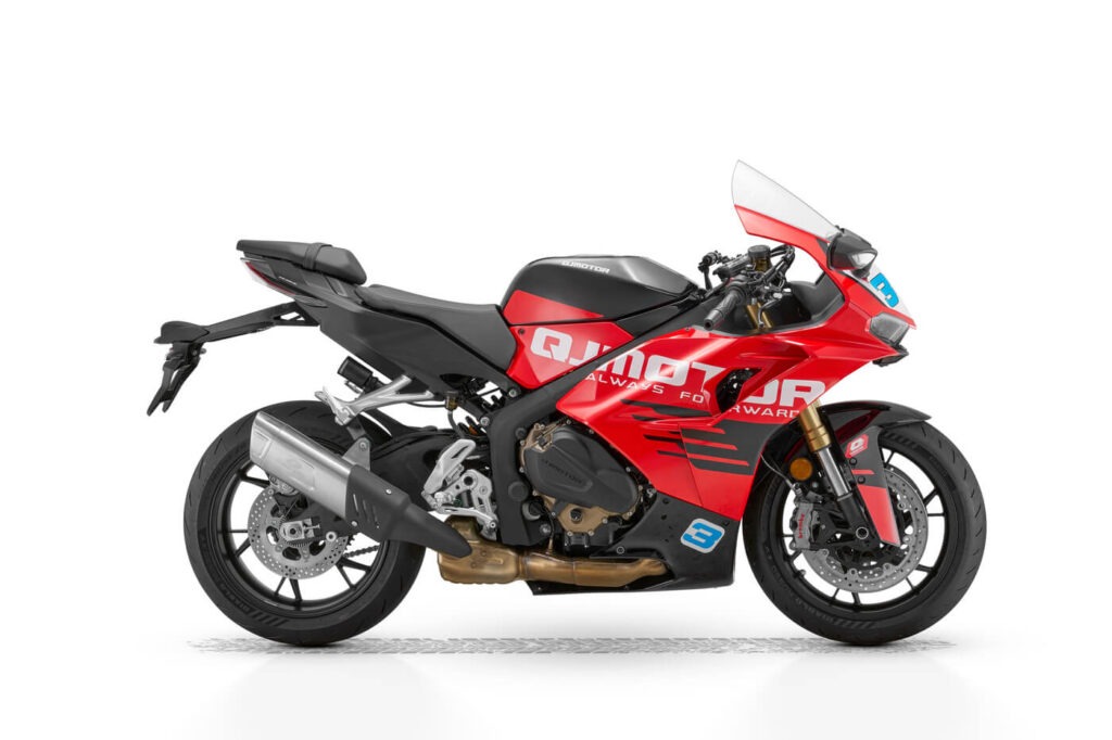 QJMotor SRK800RC QJMotor SRK800RC